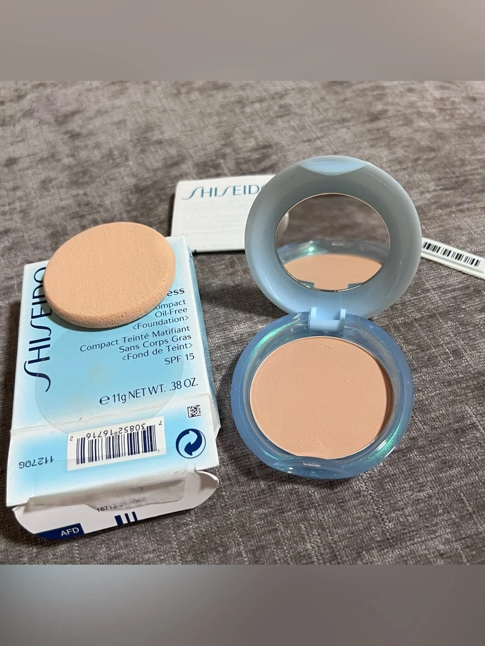 Shiseido Pureness Matifying Compact Oil-Free Foundation 40 natural beige